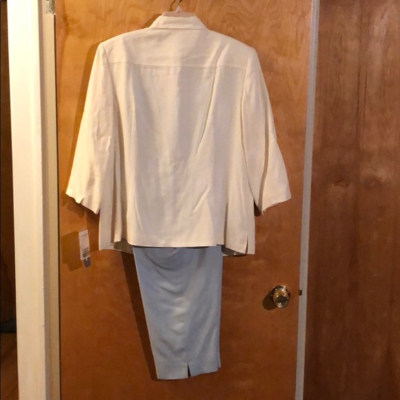 Two Piece Set - Picture 2 of 4